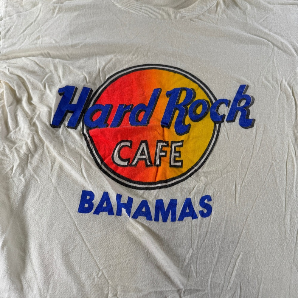 Vintage Hard Rock Cafe Bahamas White Graphic Tee Shirt Women Medium USA Single
